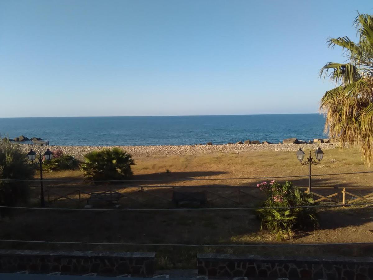 Villa Casa Lungomare Caronia Marina Exterior foto